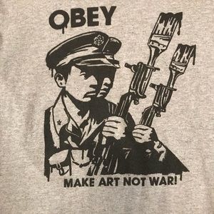 OBEY graphic tee 🎨